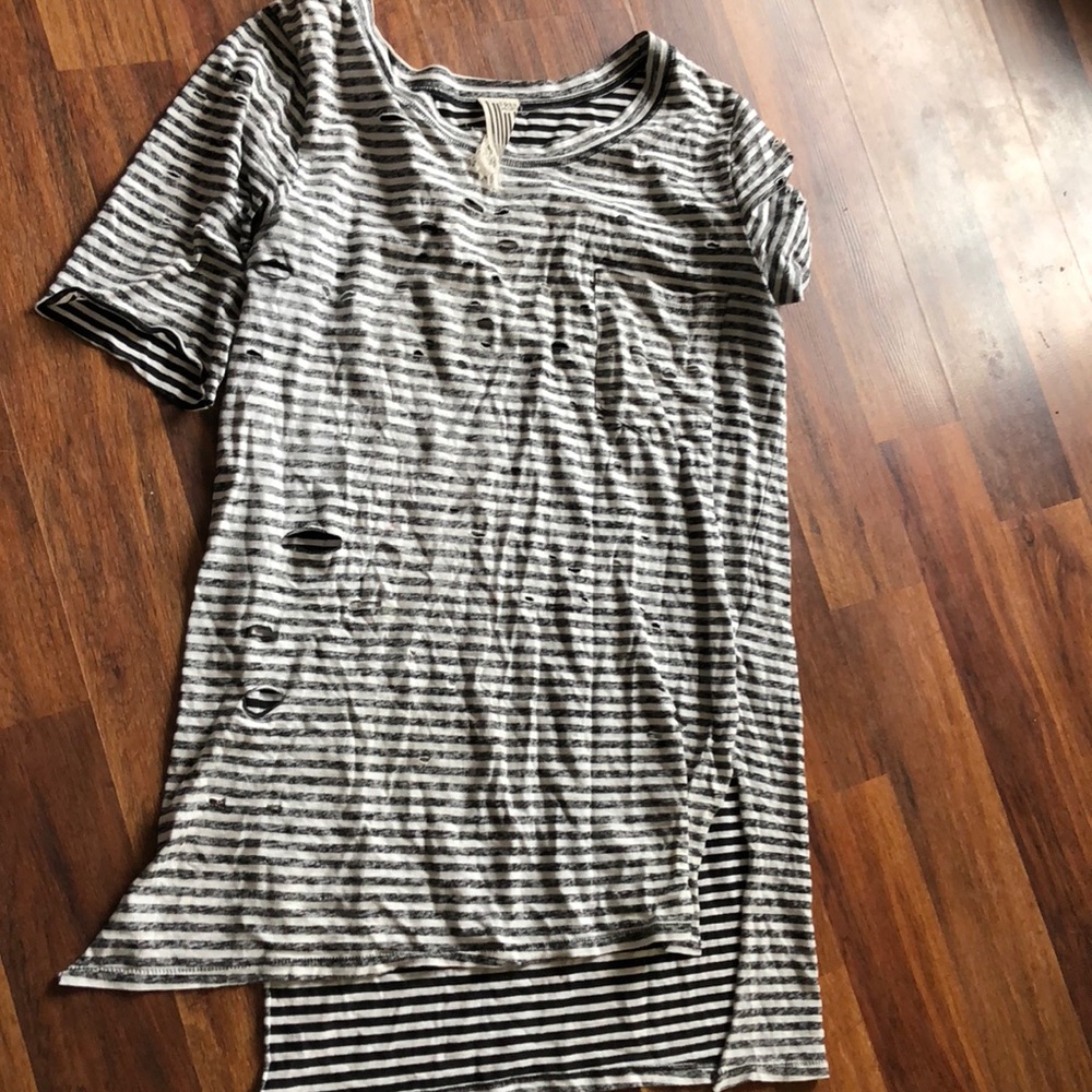 Adorable distressed striped top